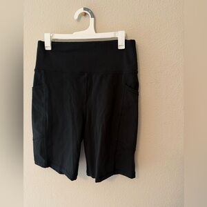 American Eagle Outfitters Black High-Rise Bike Shorts with Side Pockets